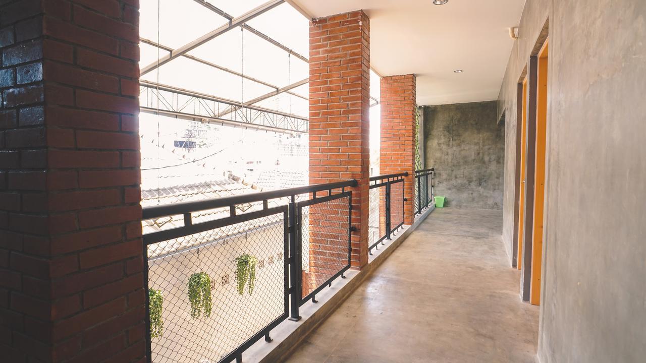 Penak Malioboro Hostel Yogyakarta Dış mekan fotoğraf